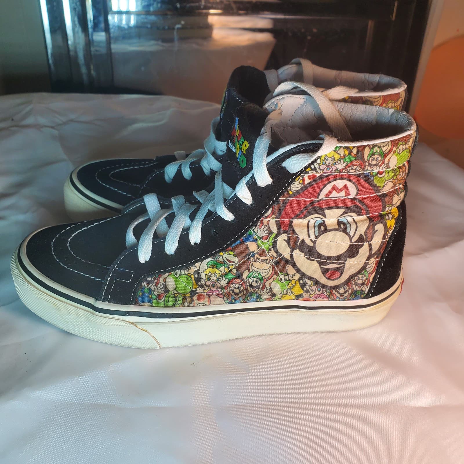 Vans Nintendo Mario High Tops 5M/6.5W - Image 1