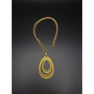 Vintage Crown Trifari Gold Tone Pendant & Necklace, signed - Image 1
