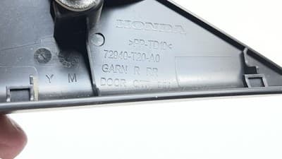2022 - 2026 HONDA CIVIC REAR RIGHT SIDE DOOR WINDOW CORNER TRIM COVER PANEL OEM - Thumbnail 3