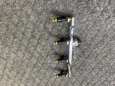 22 2016-2022 Honda Civic 2.0L Fuel Rail with 4 Injectors Used Oem 16620-5ba-l01 - Thumbnail 6