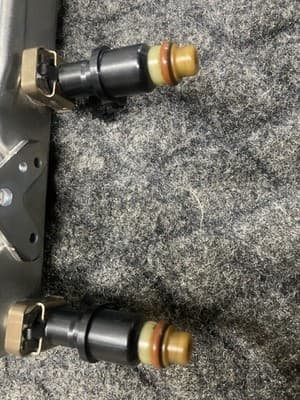22 2016-2022 Honda Civic 2.0L Fuel Rail with 4 Injectors Used Oem 16620-5ba-l01 - Thumbnail 14