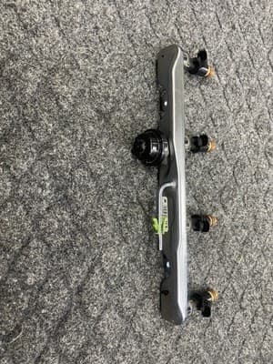 22 2016-2022 Honda Civic 2.0L Fuel Rail with 4 Injectors Used Oem 16620-5ba-l01 - Image 1