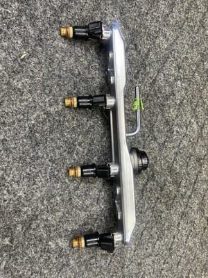 22 2016-2022 Honda Civic 2.0L Fuel Rail with 4 Injectors Used Oem 16620-5ba-l01 - Thumbnail 3