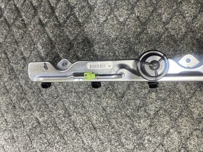 22 2016-2022 Honda Civic 2.0L Fuel Rail with 4 Injectors Used Oem 16620-5ba-l01 - Thumbnail 11