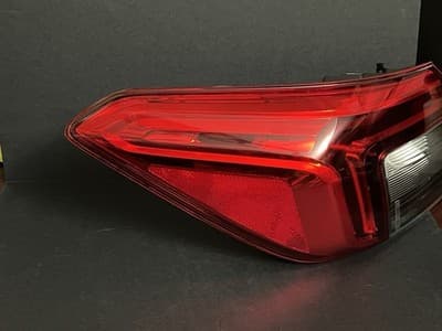 2022-24 Genuine Honda Civic Sport Sedan Driver Side Tail Light Assy OEM - Thumbnail 4