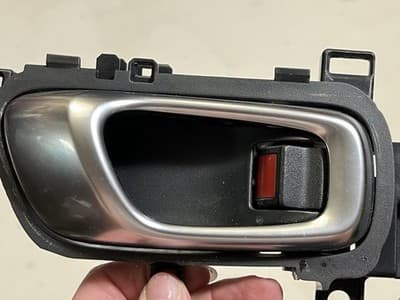 2022-25 Honda Civic Interior Door Handle Right Front (Passngr) 72120-T20-A010-M1 - Thumbnail 2