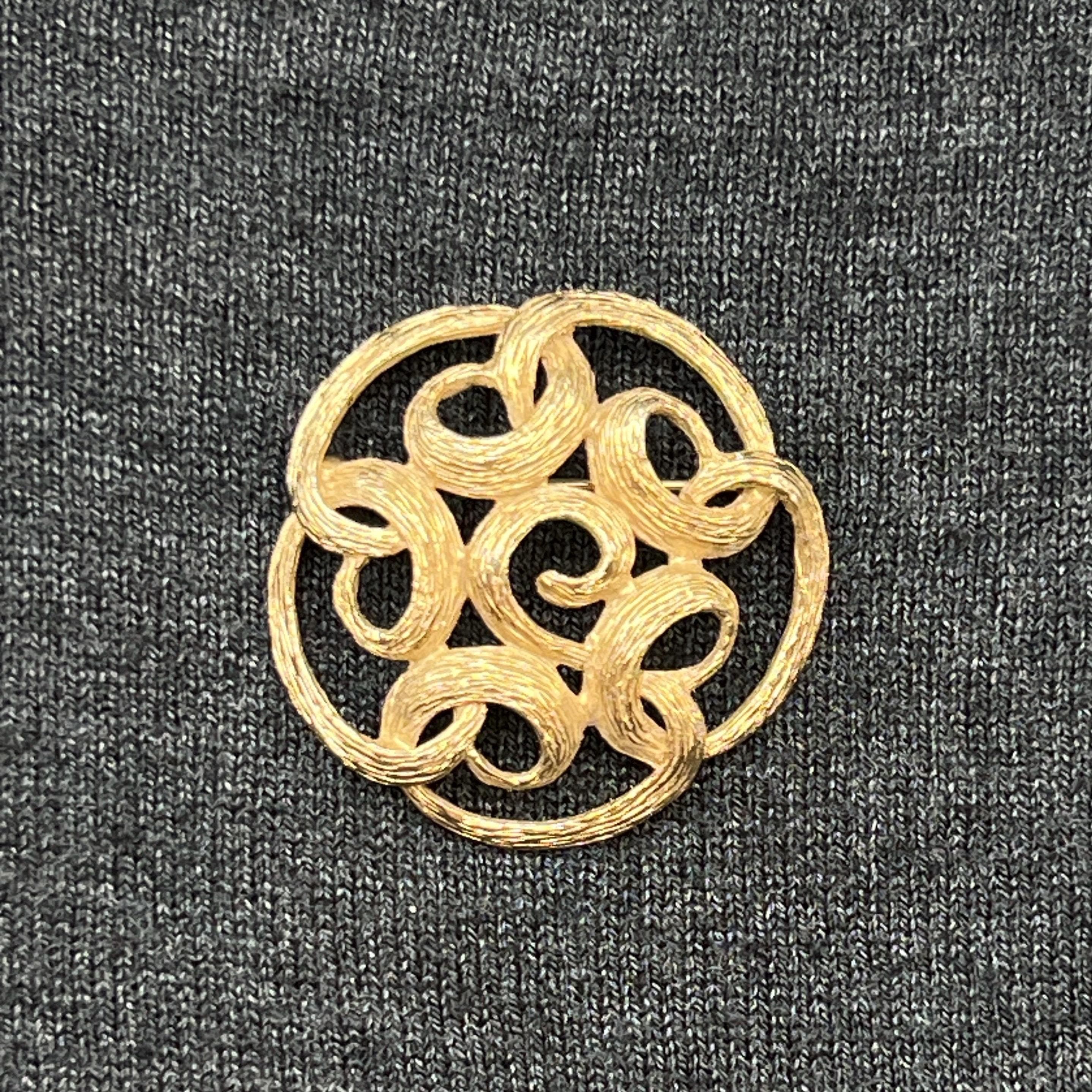 VTG Mid Century Sarah Coventry Swirl Brooch, Gold Tone, Signed - Image 1
