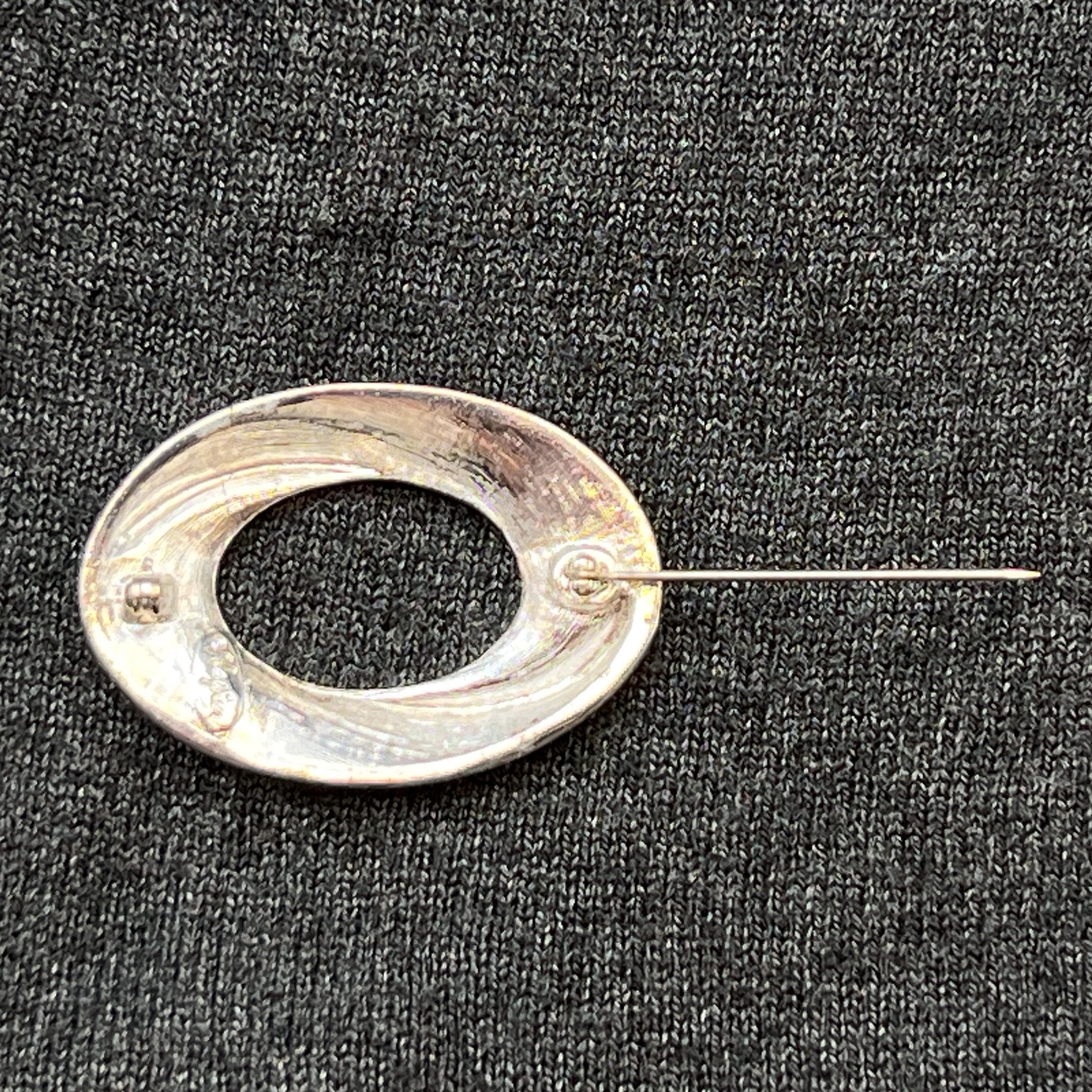 Napier Silver Oval Swirl Brooch, Minimalist Style, Signed - Thumbnail 3