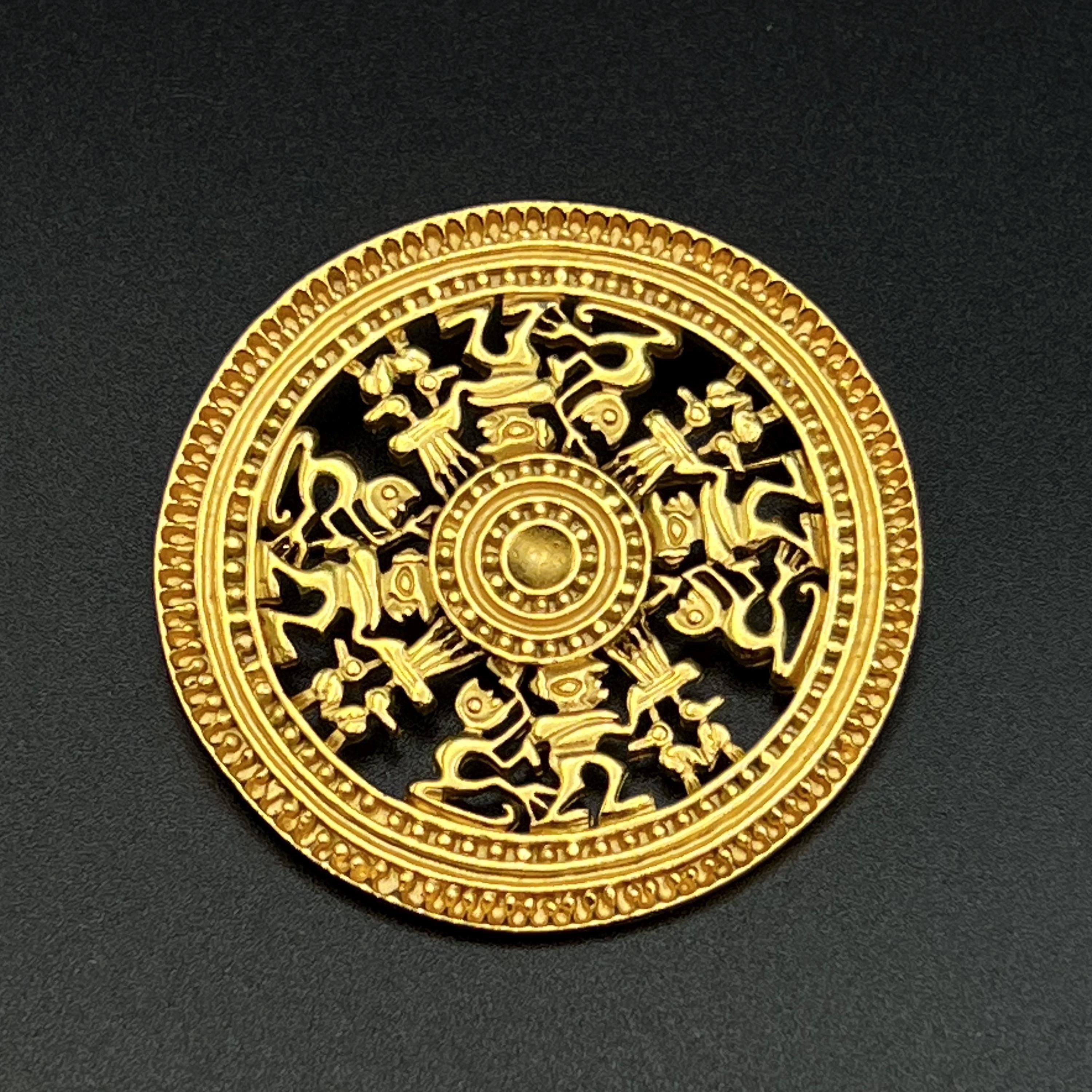 18k Gold Plated Peruvian Inca-inspired Brooch Signed by CCORI, Reproduction of a Museum Piece - Image 1