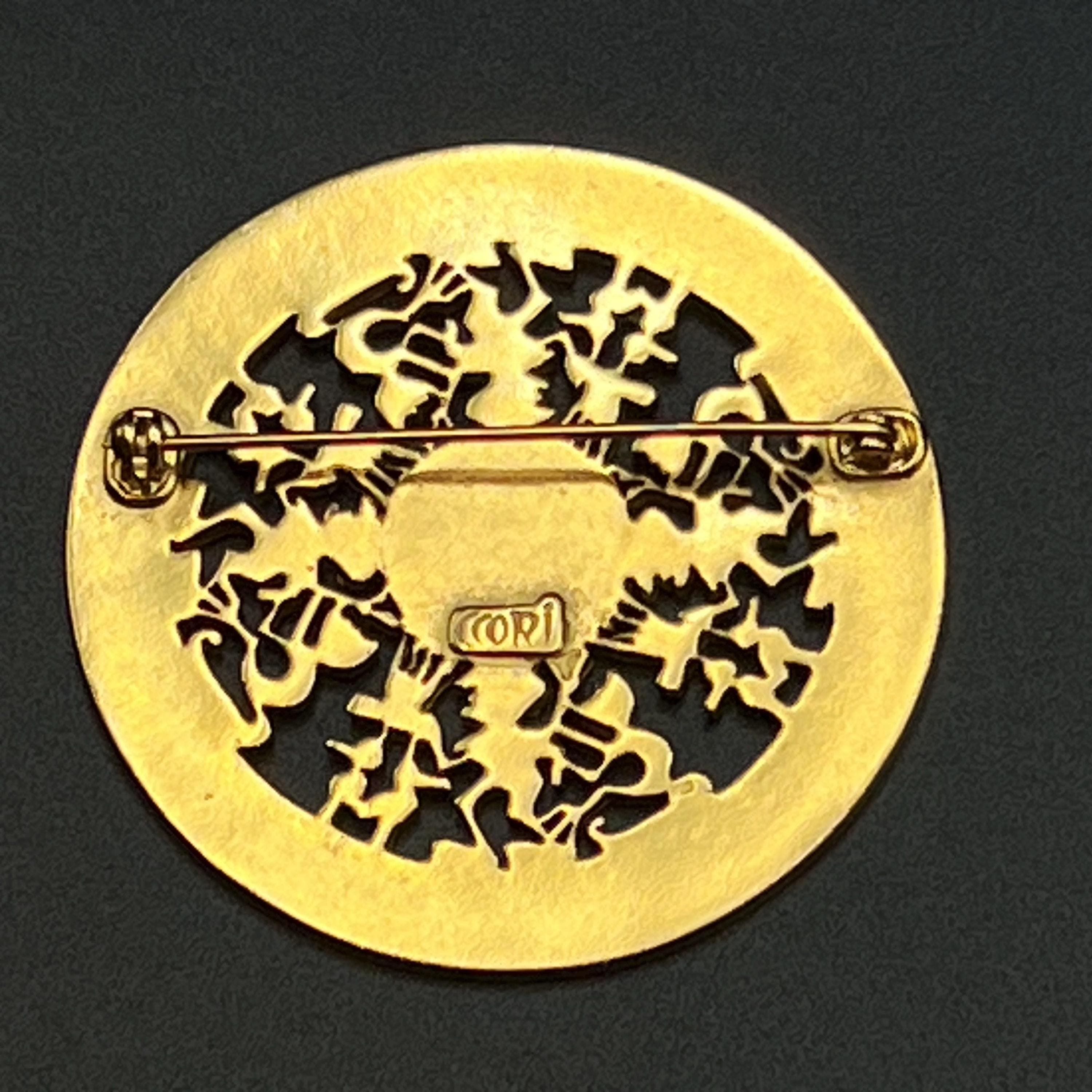 18k Gold Plated Peruvian Inca-inspired Brooch Signed by CCORI, Reproduction of a Museum Piece - Thumbnail 3