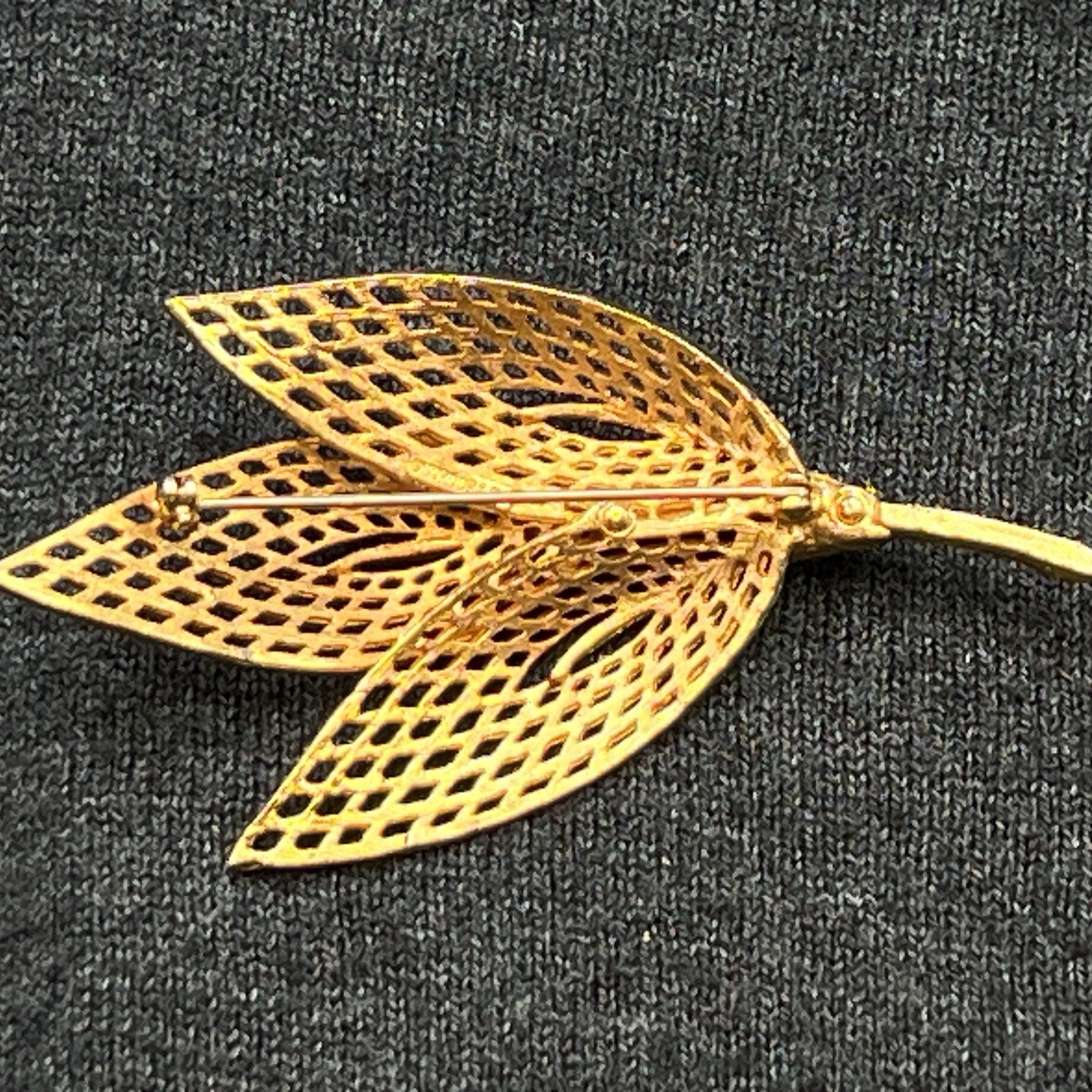 VTG Mid Century Corocraft Leaf Floral Brooch, Gold Tone, Signed - Thumbnail 3