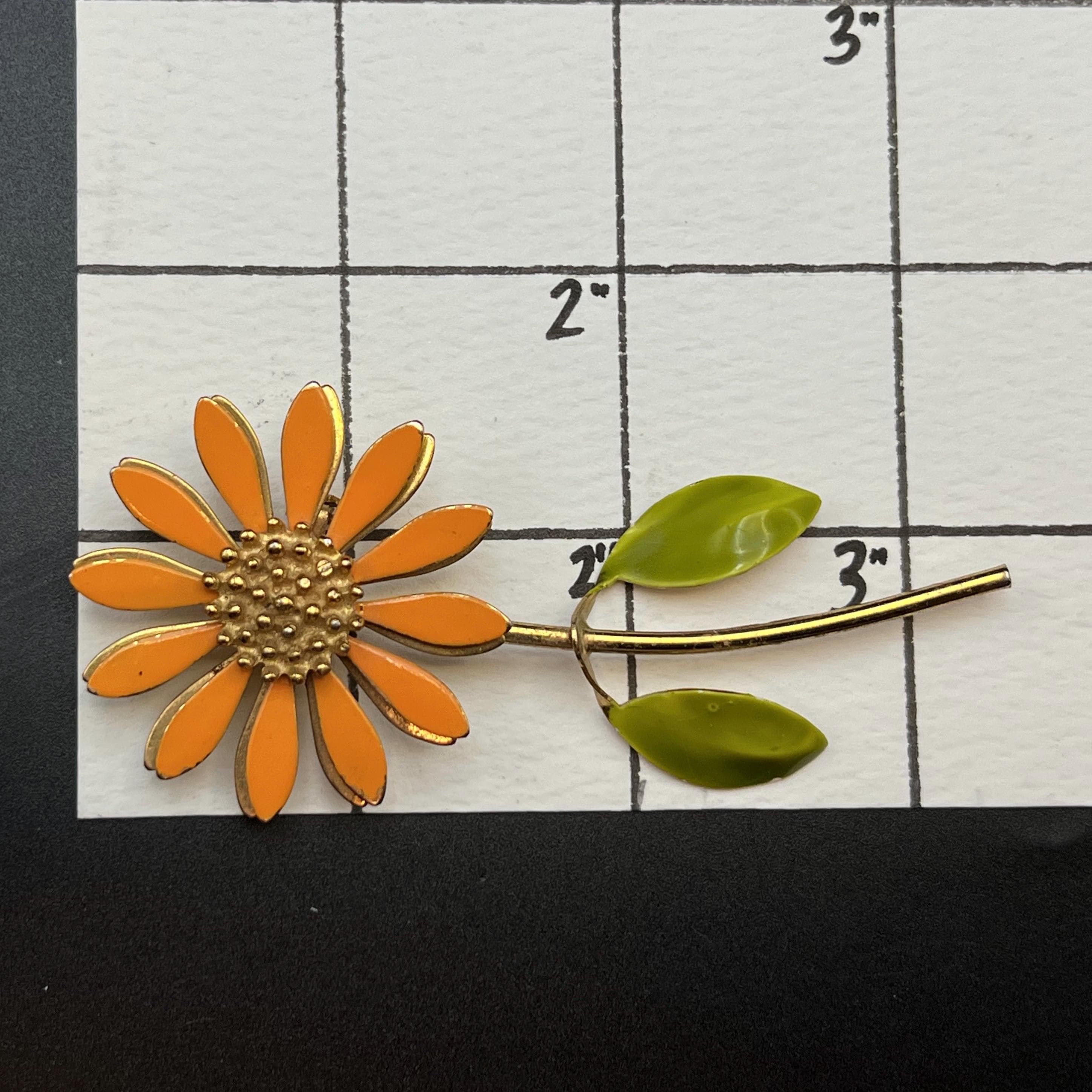 VTG 1960s Enamel Flower Brooch - Thumbnail 6