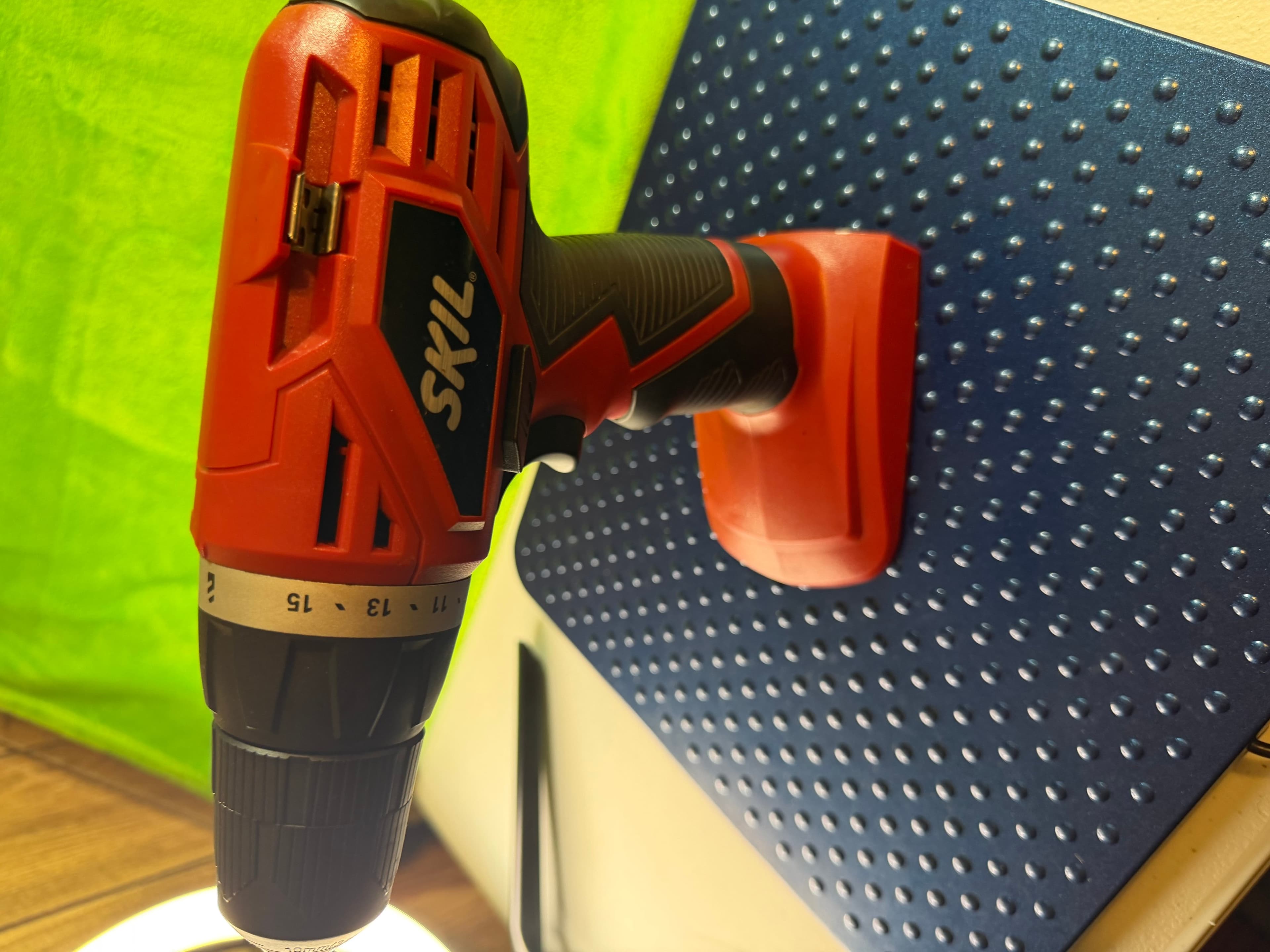 Skil Cordless Drill Red Black Variable Speed Power Tool - Thumbnail 2
