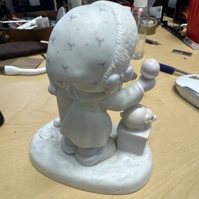 Christmas Figurine Precious Moments Wishing You a Yummy Christmas Girl Ice Cream - Thumbnail 3