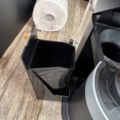 Nespresso Vertuo NEXT Deluxe Coffee and Espresso Machine by De'Longhi, Gray - Thumbnail 3