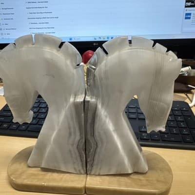 Onyx Marble Horse Head Book Ends Vintage Pair 8” Tall 3” Wide - Thumbnail 4
