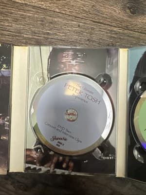 The Ultimate Peter Tosh Experience 2 DVD & 1 CD & Booklet (USED DVD) - Thumbnail 5