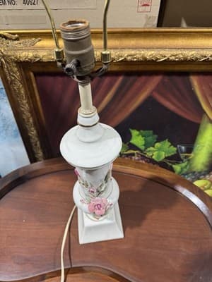 Vintage Lg. Porcelain Soft White Table Lamp w/ Applied Roses 19 “ Made in Japan - Image 1