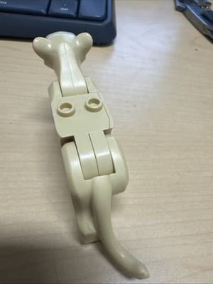 Lego New Tan Cat Large Lioness Lion with Bright Light Orange Eyes - Thumbnail 2