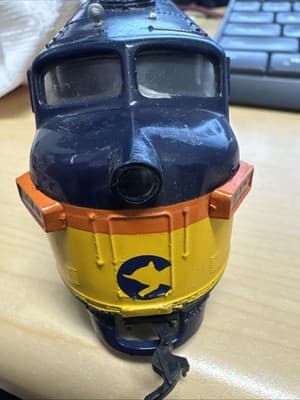 HO Bachmann Lighted Chessie System Diesel Locomotive--new - Thumbnail 3