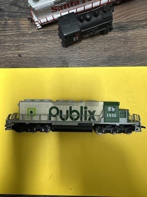 Vintage Limited Edition Publix Express HO scale Train - Image 1