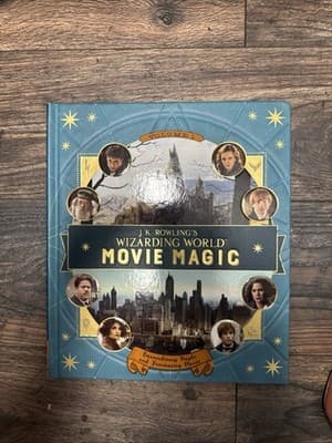 J. K. ROWLINGS WIZARDING WORLD ~ VOLUME 1 ~ MOVIE MAGIC ~ JODY REVENSON - Thumbnail 2