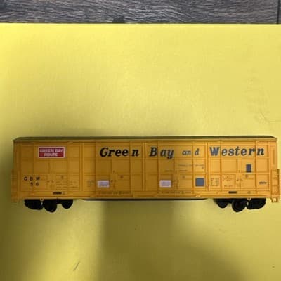 HO scale Green Bay and Western 50' Thrall Door box car G&W 54 vintage - Thumbnail 2