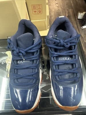 Air Jordan 11 Retro Low Midnight Navy Gum 528895-465 Size 9.6 Used - Image 1