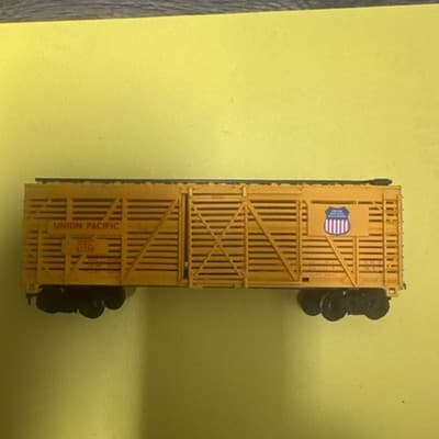 Ho Scale Union Pacific Box Car - Thumbnail 2