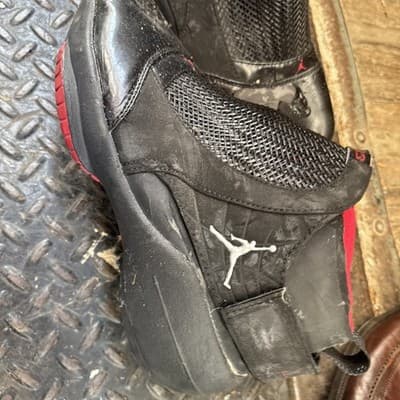 Jordan 19 Retro Countdown Package Bred 2008 Size 10 DAMAGED FOR REPAIR SEE PICS - Thumbnail 5
