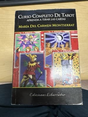 A complete tarot course book by María Del Carmen Montserrat. - Image 1