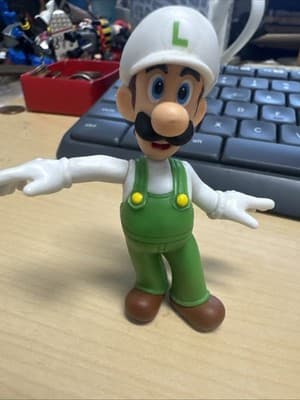Luigi Super Mario 9inch figure - Thumbnail 2