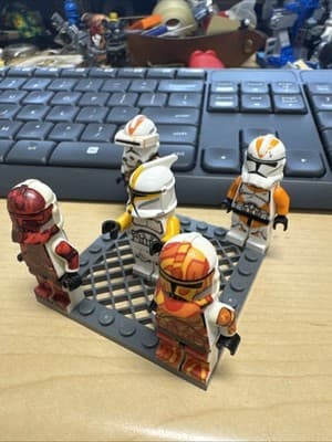 Lego Star Wars Phas 2 Various Clone Trooper Lot Of 5 - Thumbnail 2