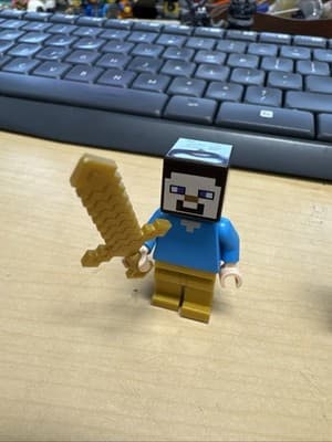 LEGO Minifigure Minecraft Lot, Alex, Steve, Skeleton, Wolf , Chicken - Thumbnail 3
