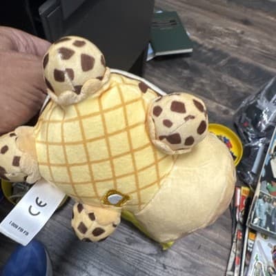Aphmau MeeMeows Cookie Dough Ice Cream Cat 6" Limited Edition Mystery Plush - Thumbnail 4