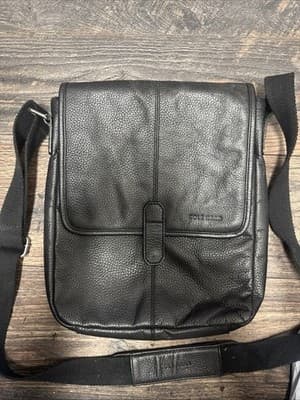 COLE HAAN UTILITARIAN PEBBLED MESSENGER LEATHER Bag Dark Blue CROSSBODY UNISEX - Image 1