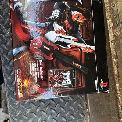 Guitar Hero II Game and Guitar Controller (Playstation 2, 2006) - Thumbnail 2