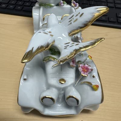 VINTAGE CAPODIMONTE CROWN N PORCELAIN CAR AUTO - Thumbnail 4