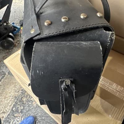 Motorcycle Touring Saddle Bags Studded Back Rest Luggage Universal - Thumbnail 3