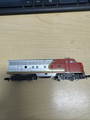 N Santa Fe Locomotive #510 - Track W. Germany - Thumbnail 2