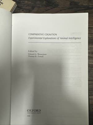 Comparative Cognition: Experimental Explorations of Animal Intelligence, ,Oxford - Image 1