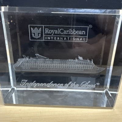 INDEPENDENCE OF THE SEAS Royal Caribbean 3D Etched Crystal Block - Image 1