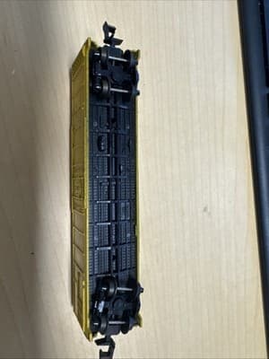 Atlas N Scale Fruit Growers Express F.G.E.X. 10000 Refeer 10000 10000 - Thumbnail 2