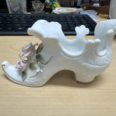 Vintage Lefton China Handpainted Slipper w/Pink Roses #1204 Figurine - Image 1