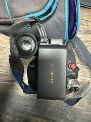 Sony CCD-TR31 and CCD-V11 Camcorders w/accessories and case - Thumbnail 5