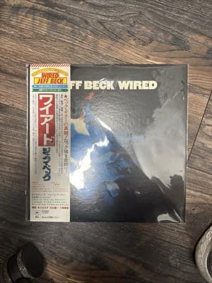 JEFF BECK / WIRED JAPAN ISSUE LP W/ OBI, INSERT Mint - Image 1