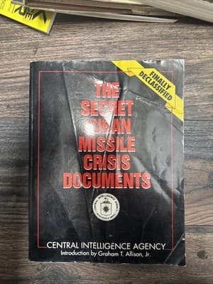 THE SECRET CUBAN MISSILE CRISIS DOCUMENTS By Central Intelligence Agency *VG+* - Image 1