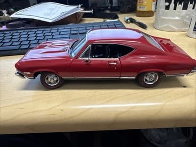 DANBURY Brand New 1968 CHEVROLET CHEVELLE SS-396 CAR 1:24 SCALE DIE CAST - Image 1