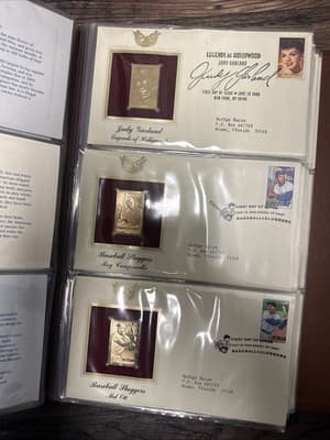 Golden Replicas of United States Stamps Surfaces 22k Gold , 74 Stamps - Thumbnail 5