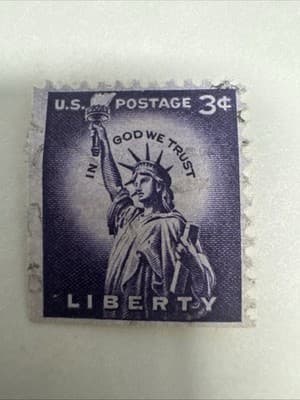 RARE 3 CENT LIBERTY US POSTAGE STAMP PURPLE LADY STATUE OF LIBERTY - Image 1